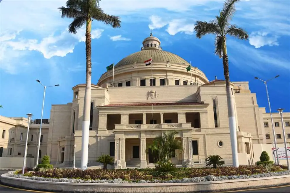 كم تبلغ مصاريف كلية الهندسة جامعة القاهرة للوافدين