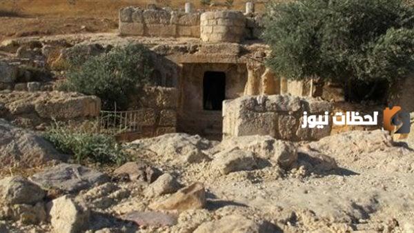 أصحاب الكهف كانت أعينهم مفتوحه