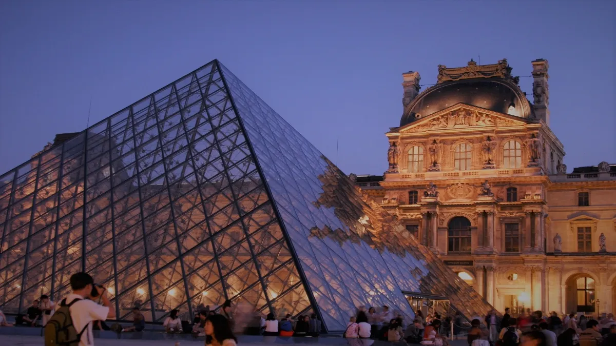 أكبر متحف في العالم ومعلومات عنها