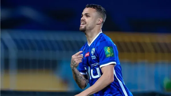 الاستقرار على قرار خروج ميشايل من الهلال في يناير