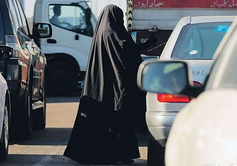 تعرف الآن على أرقام مكافحة التسول في مكة المكرمة ومدن السعودية وإليكم طريقة تقديم بلاغ