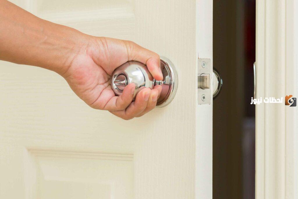 اليك حل ذكي للفتح بكل سهولة اذا ضاع مفتاح الشقة