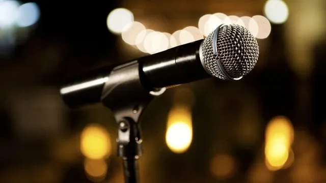 برنامج إذاعي مدرسي كامل الفقرات