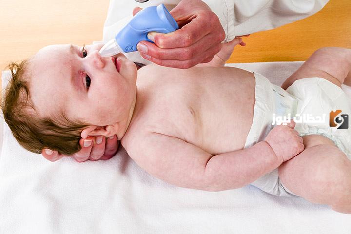 تعرف على استخدامات بخاخة مياه البحر لتنظيف أنف الرضيع