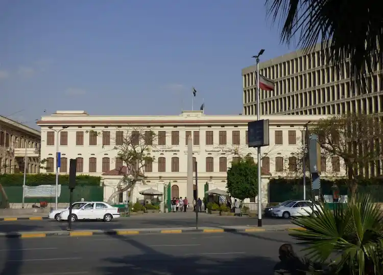 كم تبلغ مصاريف كلية الهندسة جامعة القاهرة للوافدين