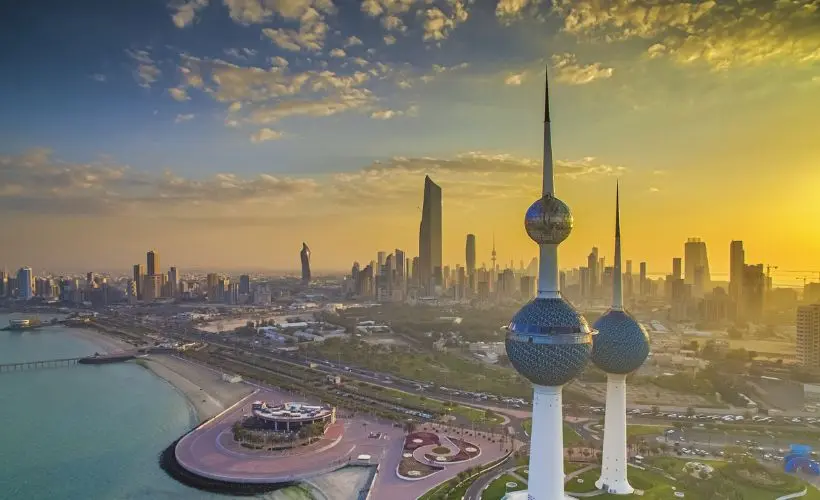 كم عدد سكان الكويت الأصليين