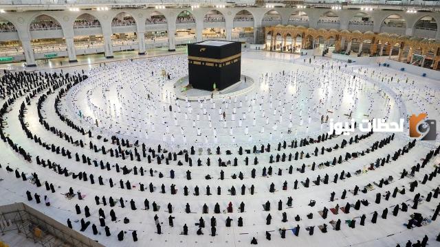 ما هو موعد صلاة التهجد في الحرم المكي خلال شهر رمضان
