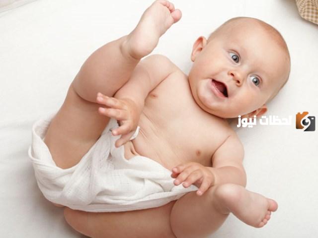 ما هي أسباب انكماش كيس الصفن عند الرضع