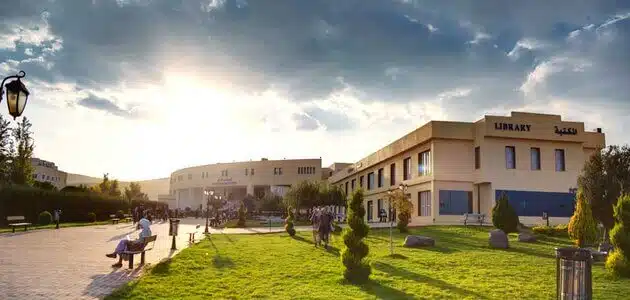 ما هي رسوم الجامعة الدولية الخاصة للعلوم والتكنولوجيا