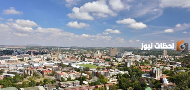 ما عاصمة جنوب أفريقيا وكم عدد سكانها؟