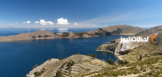 ما هي اعلى بحيرة في العالم تقع بين البيرو وبوليفيا