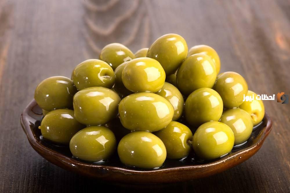 طريقة عمل حلويات تقلى في الزيتون الأخضر