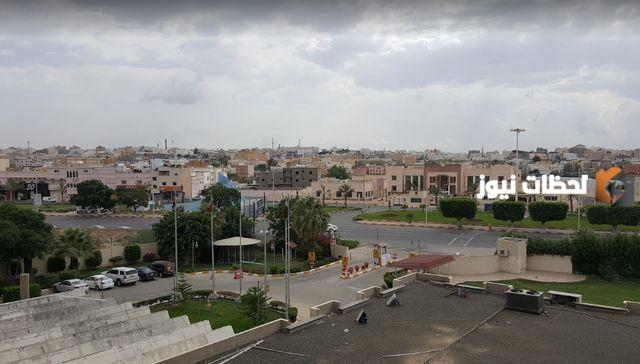 كم تبعد النماص عن خميس مشيط