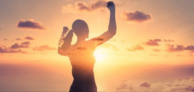 خواطر كبرياء وشموخ أنثى 2025 وعبارات غرور قوية