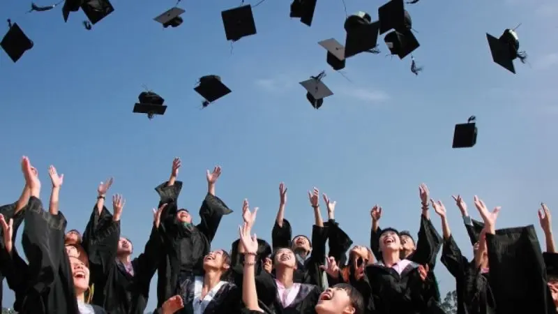 أجمل عبارات التخرج لابني وابنتي مكتوبة قصيرة