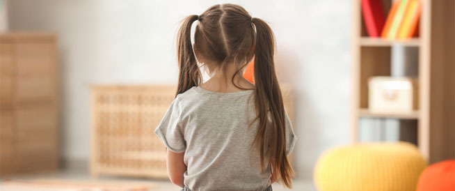 خواطر عن صمت والعزلة والابتعاد عن الناس