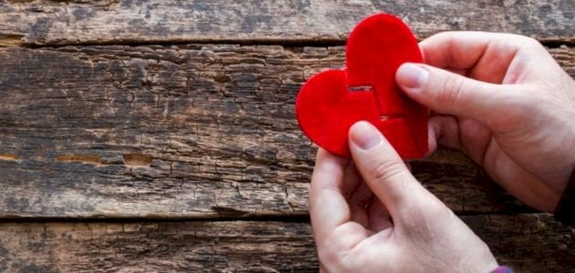 كلام من القلب للحبيب بالعامية والقلب المجروح