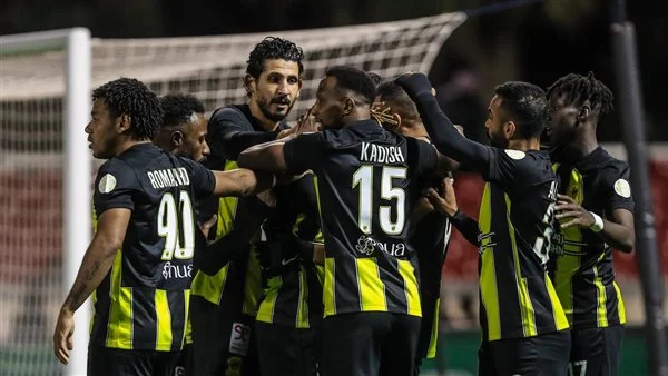 موعد مباراة الاتحاد ونافباخور اليوم