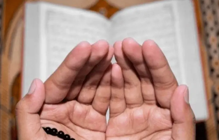 حكم القنوت في الوتر