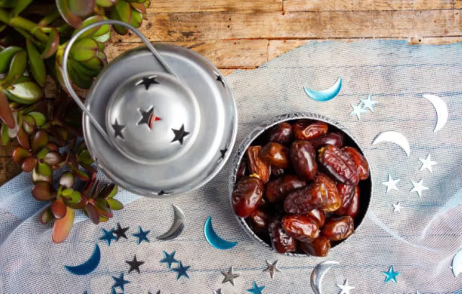 ما هي مواعيد الإفطار والسحور اليوم في السعودية 