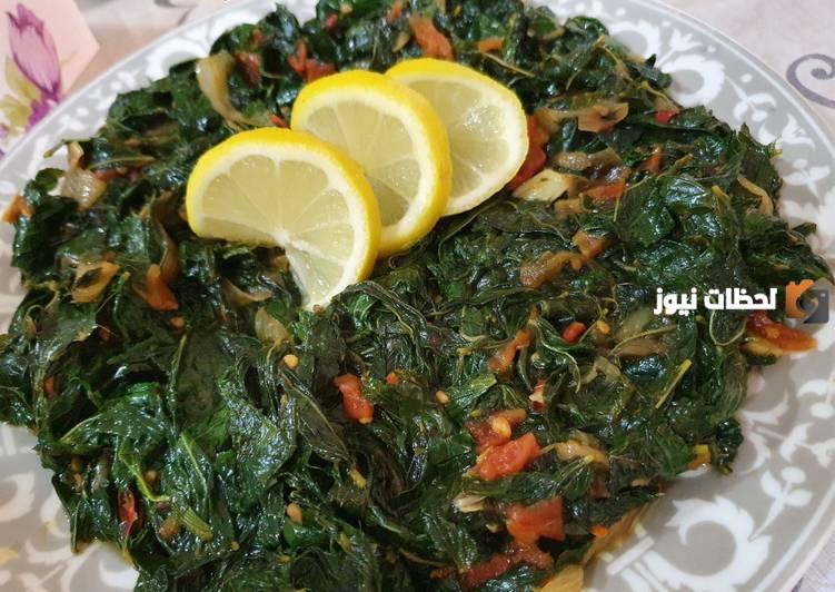 طريقة عمل ملوخية ورق بالدجاج