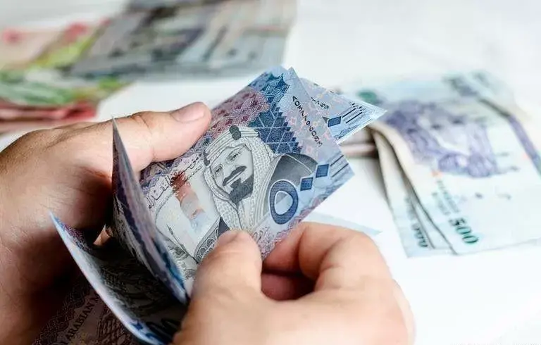 صرف المكرمة الملكية لمستفيدي الضمان