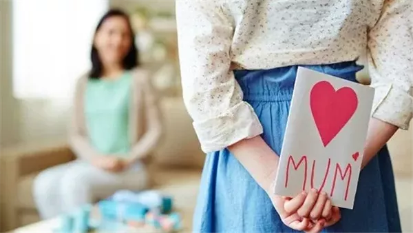 أفكار هدايا عيد الام