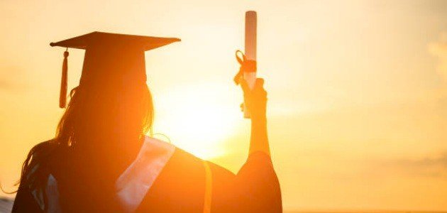 رسائل تهنئة الطلاب بالنجاح والتفوق