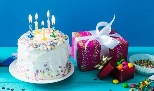 رسائل عيد ميلاد الام قصيرة