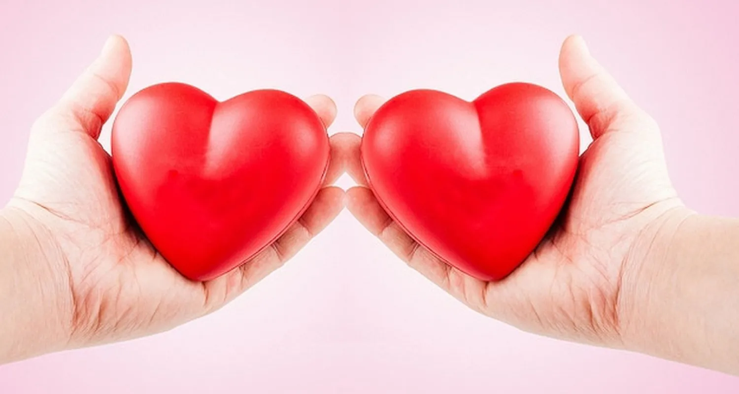 مجموعة من رسائل حب صباحية للمخطوبين ورسائل حب صباح الخير حبيبي 2025