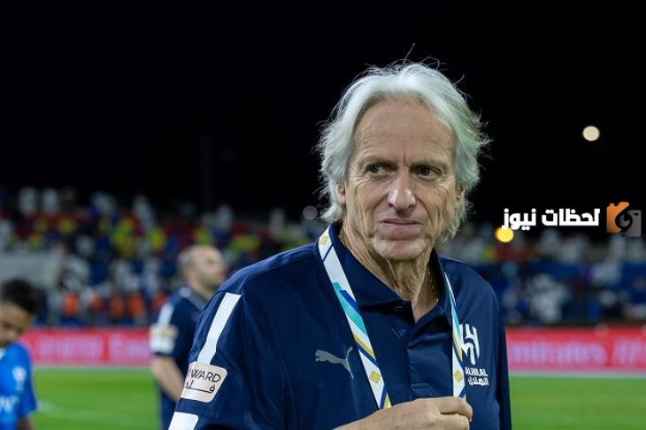 ميركاتو الهلال يشتعل مبكرًا.. المدرب "جيسوس" يختار أولى صفقات الزعيم واللاعب يحسم قراره