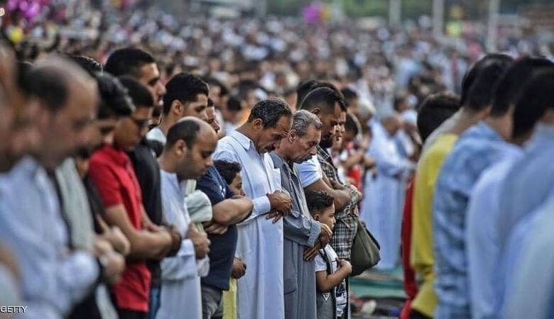 هل تغني صلاة العيد عن صلاة الفجر؟ وهل صلاة العيد هي صلاة الضحى؟