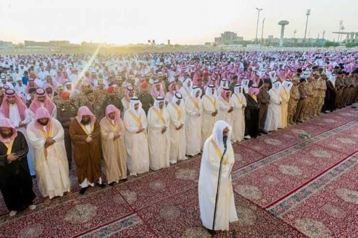 متى موعد صلاة عيد الفطر المبارك في السعودية