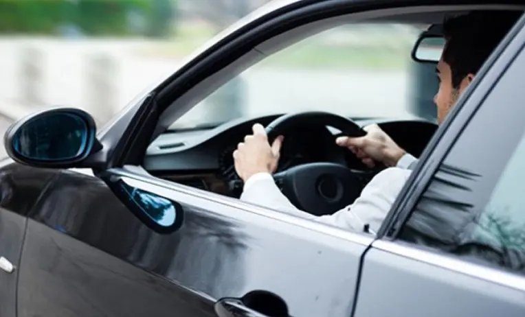 احذر القيادة بدون رخصة