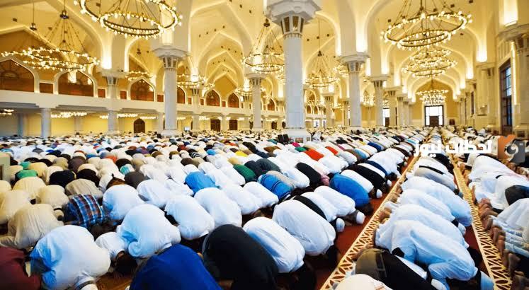 حكم من فاتته صلاة عيد الفطر