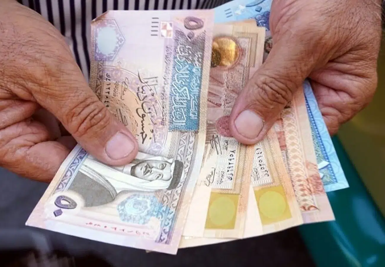 زيادة 700 ريال لبعض الفئات