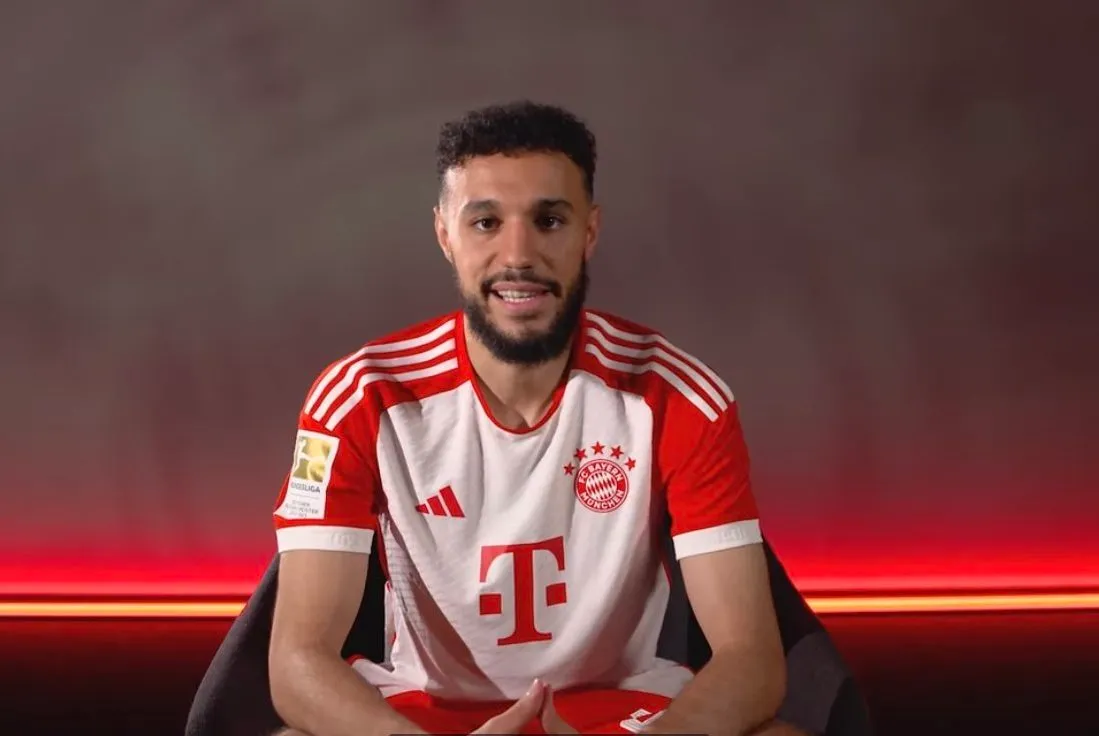 مزراوي يكشف عن تفاصيل الانتقال إلى مانشستر يونايتد الإنجليزي