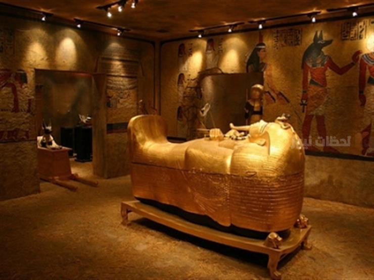 الآثار
