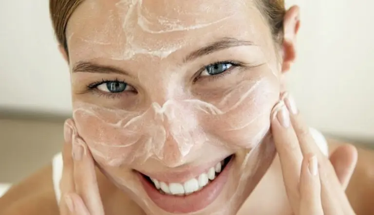 البشرة الحساسة والجافة