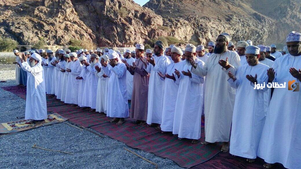 ما هو سبب قلب الرداء في صلاة الاستسقاء