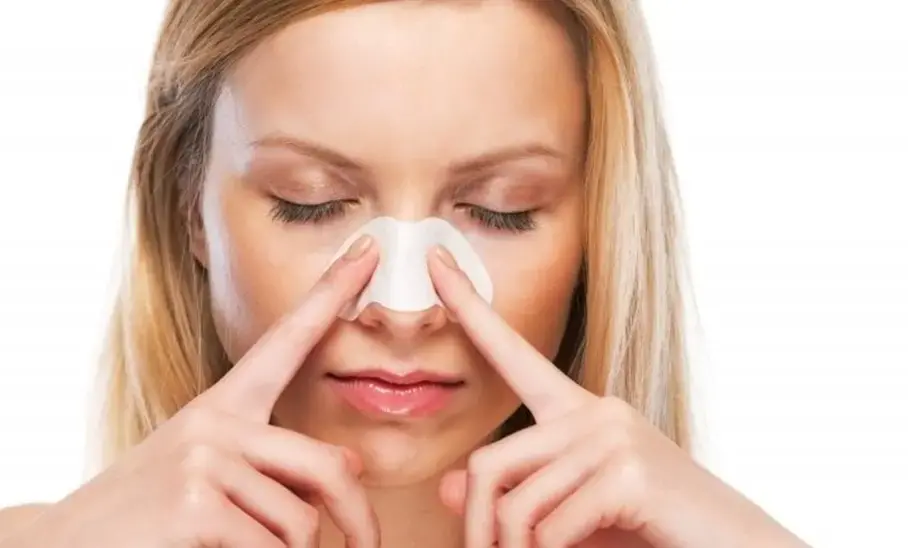 كيف اتخلص من الحبوب في الانف؟