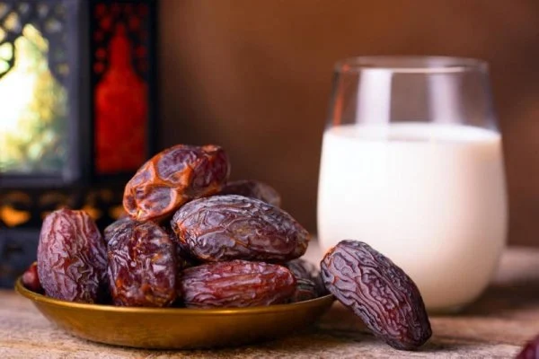 ما حكم من أفطر عمدا في رمضان بدون سبب