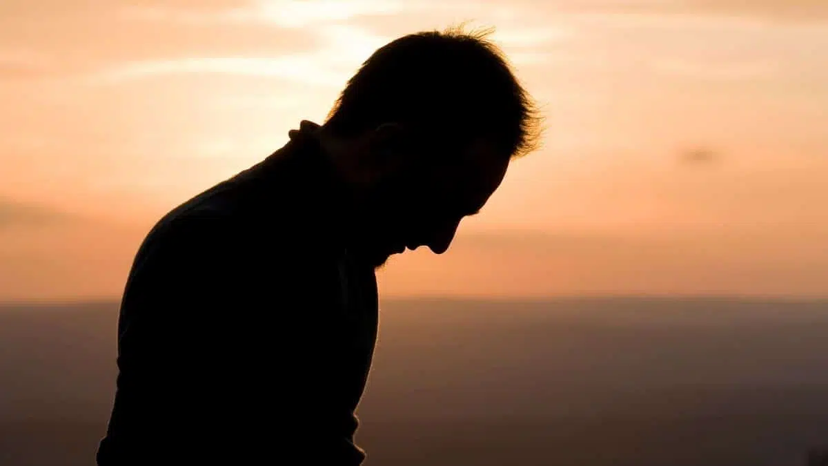 اذا ذكر المسلم أخاه المسلم في غيبته بما ليس فيه يكون قد جمع بين