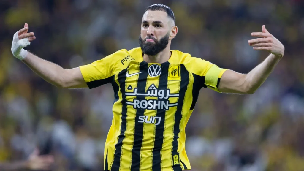 بنزيما هو صاحب القرار الأول في النادي