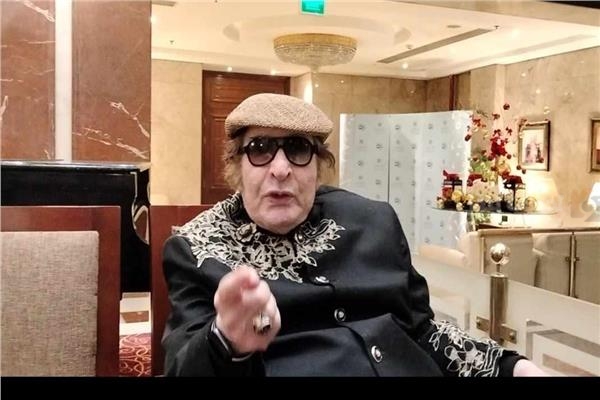 محى إسماعيل يوجه التهنئة للأخوة الأقباط