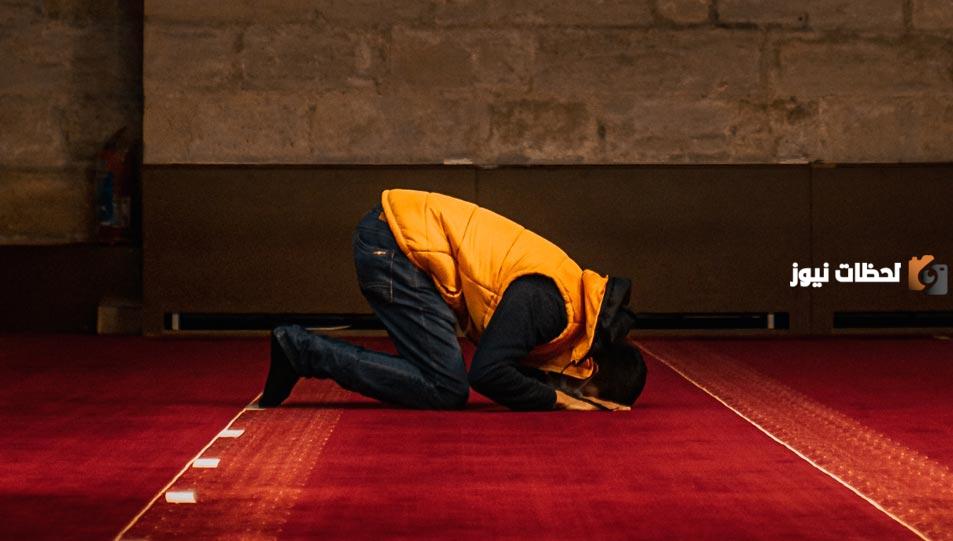 من قال أن الصلاة غير واجبة جاهلا يُقتل