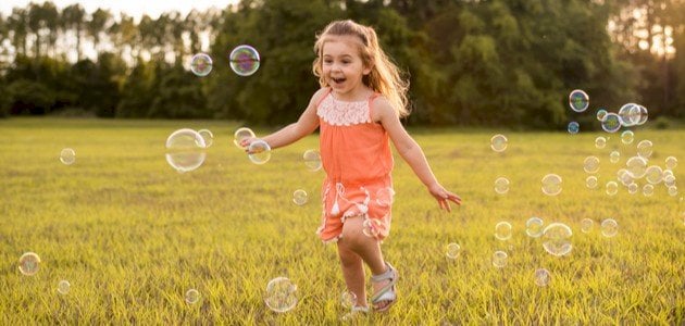 عبارات عن أيام الطفولة | أجمل ما قيل عن الطفولة