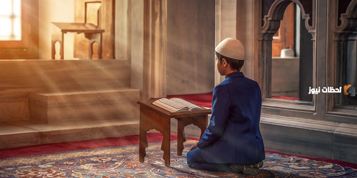 وصف النبي صلى الله عليه وسلم ذي الوجهين أنه من... أكمل