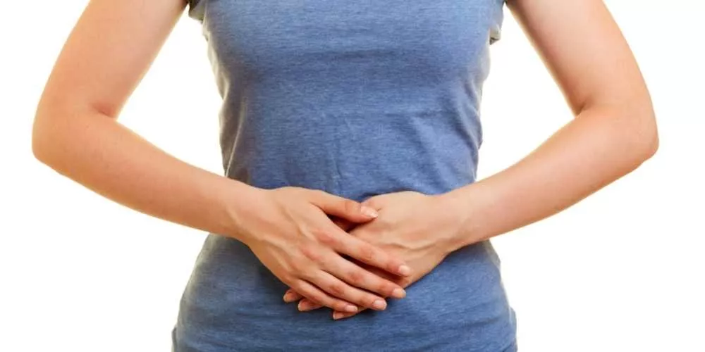 علاج انتفاخ البطن وضيق التنفس بالاعشاب بطريقة منزلية بسيطة