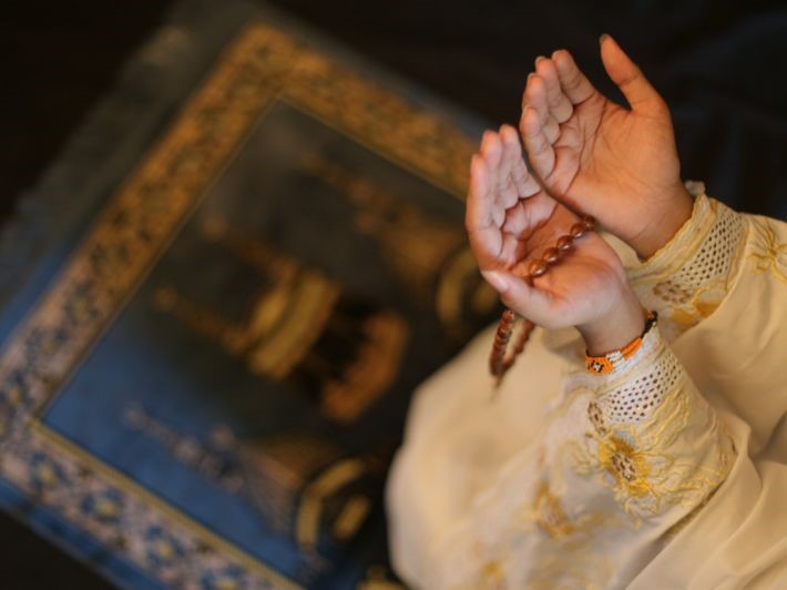 دعاء الرزق في شهر رمضان المبارك 2025  اللهم إن كان  رزقي في السماء فأنزله وإن كان رزقي في الأرض فأخرجه